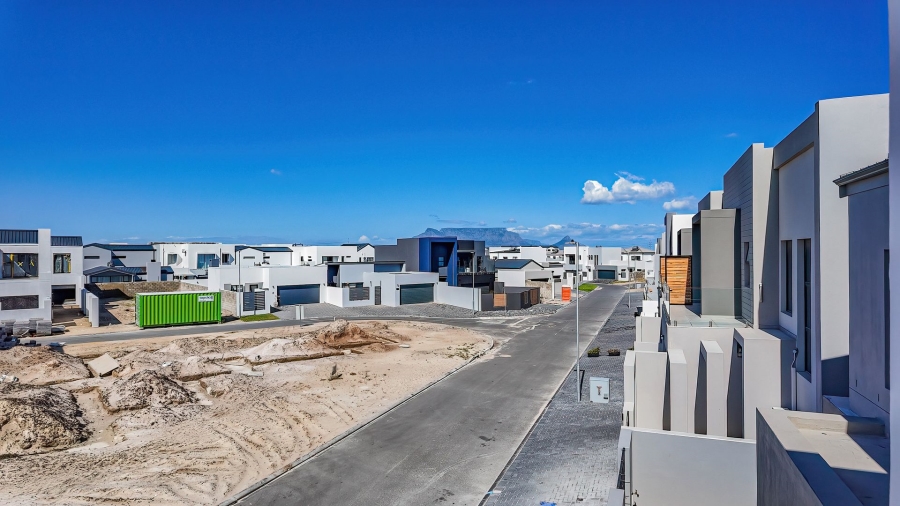4 Bedroom Property for Sale in Sandown Western Cape